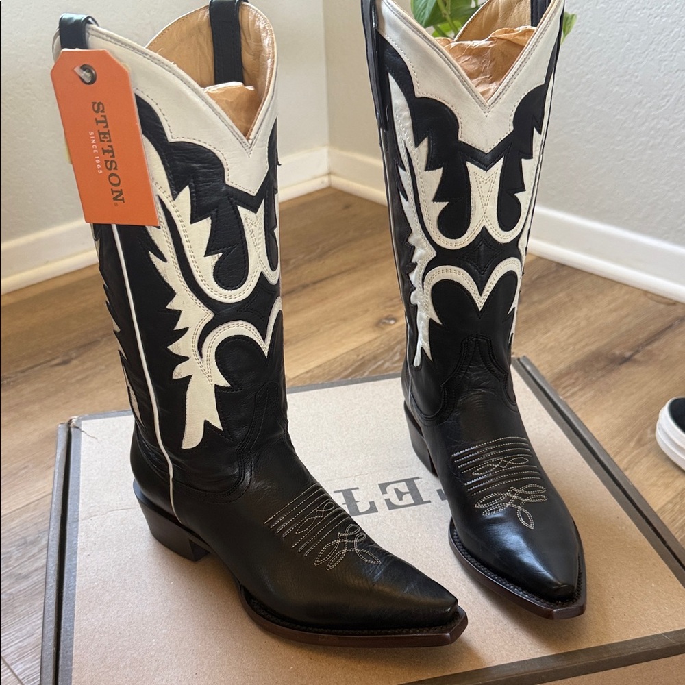 Stetson Black and White Western Heeled Boots